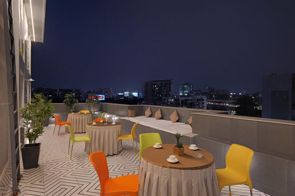 Hotel Planet Residency Hotel in Mumbai