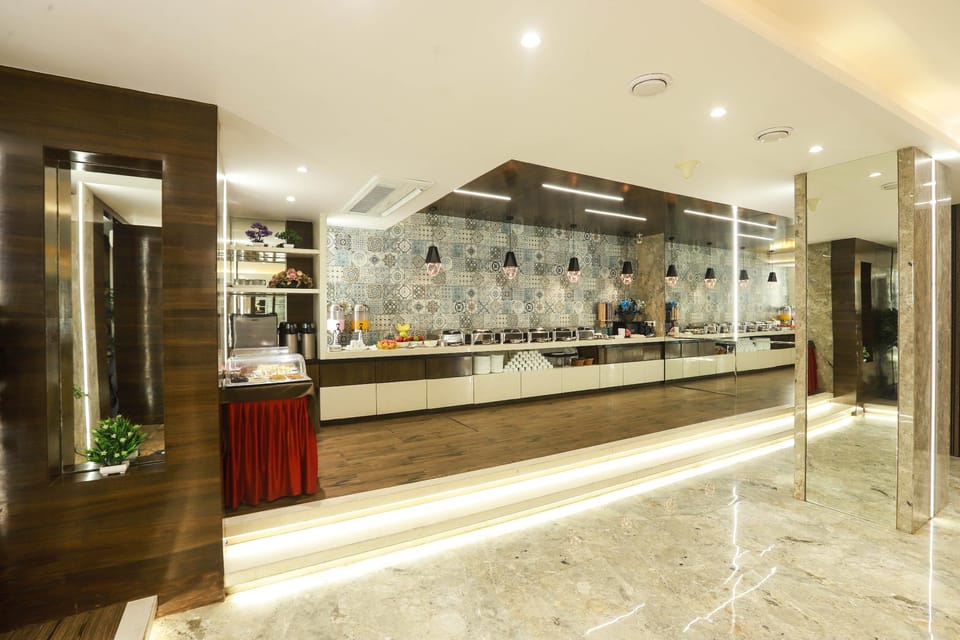Hotel Planet Residency Hotel in Mumbai