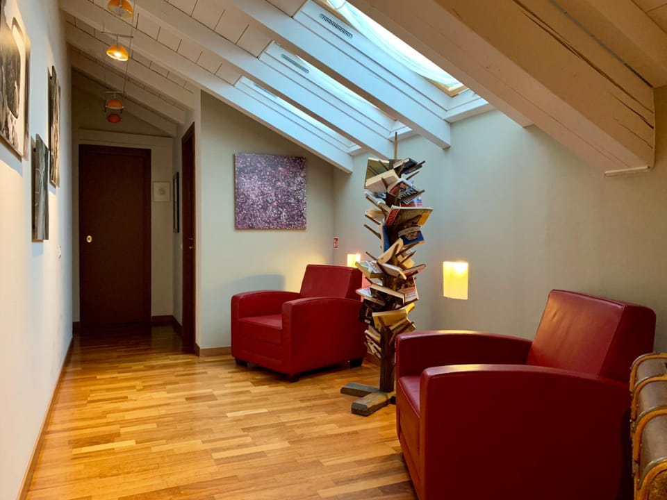 Porta Ronca - B&B, Suites & Apts Hotel in Rho