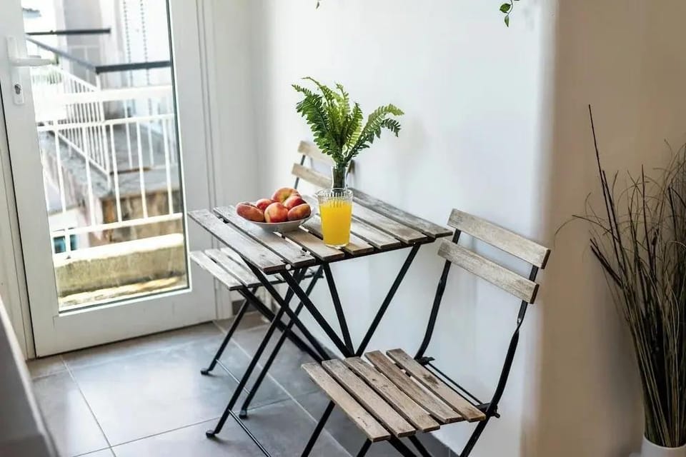 Chic Studio in Gazi Walk to Acropolis Hotel in Athens