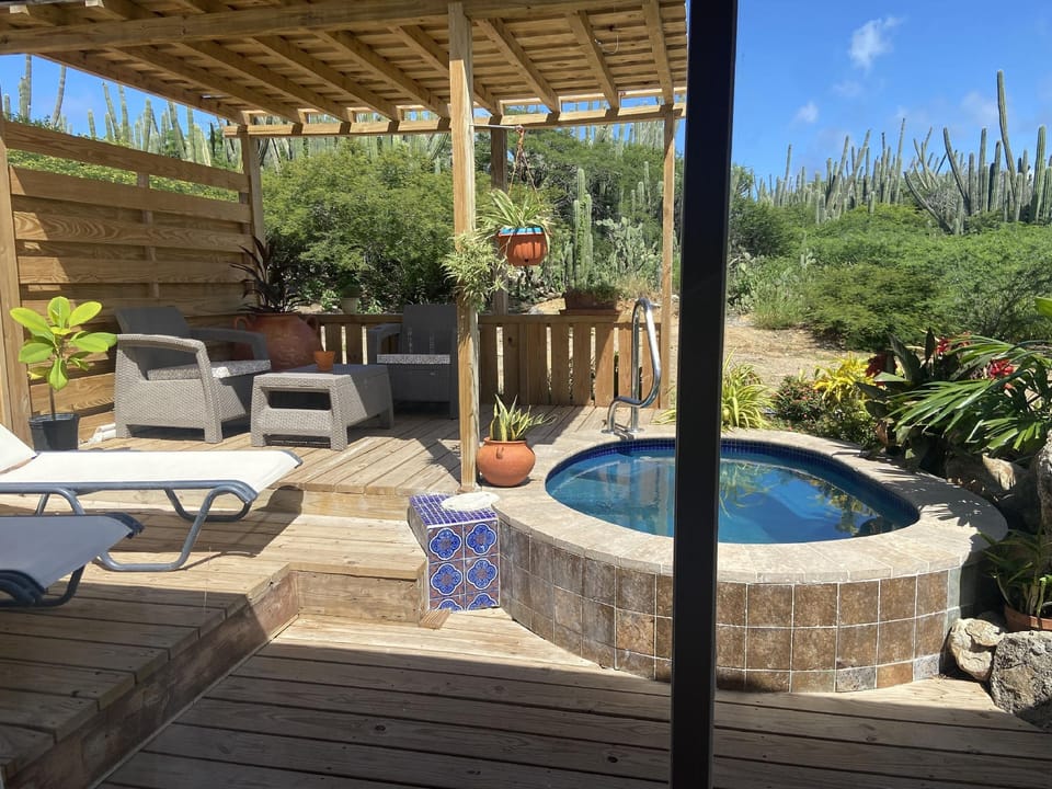 Cozy Casitas Hotel in Oranjestad