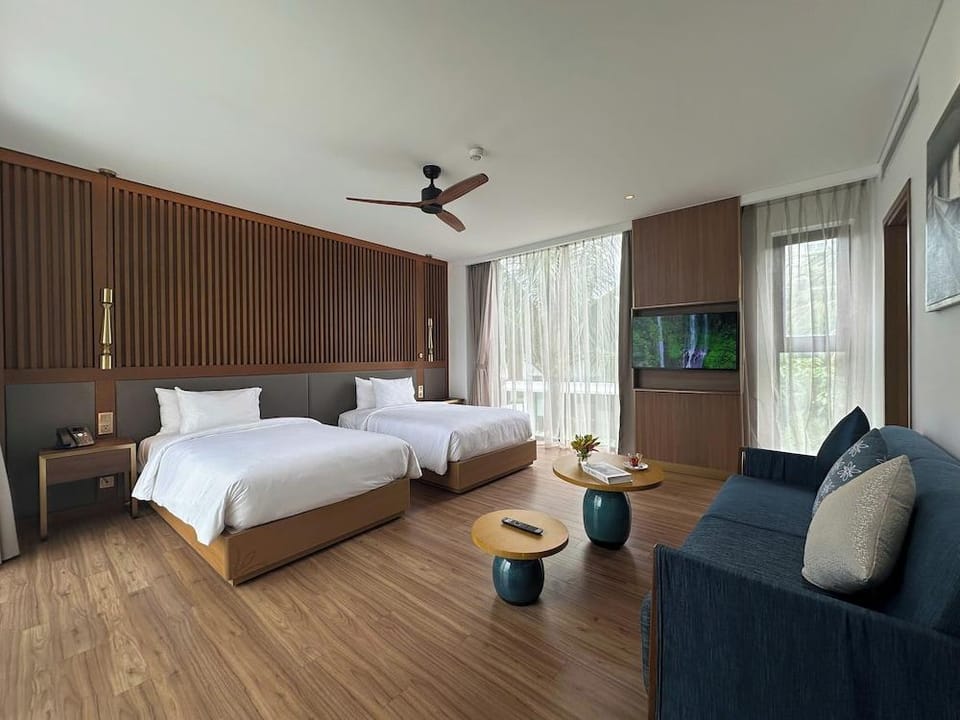 Wyndham ocean villas Hotel in Hoi An