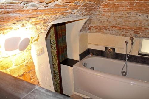 Torre Cepollini Hotel in Albenga