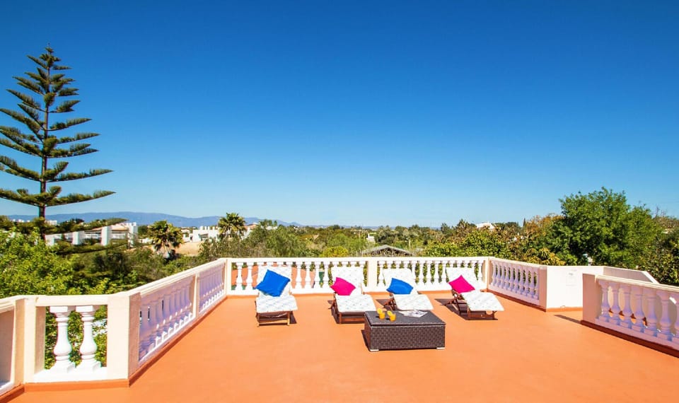 Villa Dominica Hotel in Carvoeiro