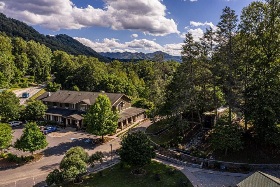 Nantahala Village Resort in Fontana Lake
