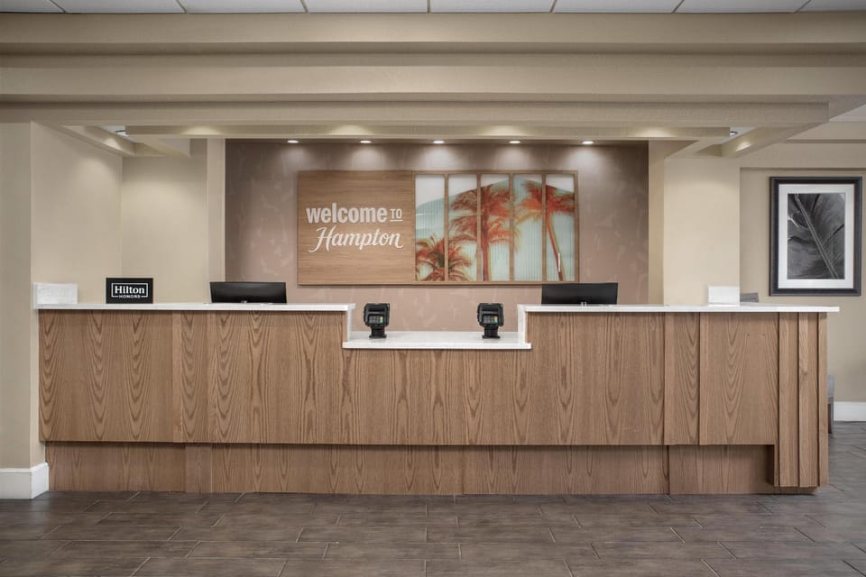Hampton Inn Daytona Shores-Oceanfront Hotel in Daytona Beach Shores