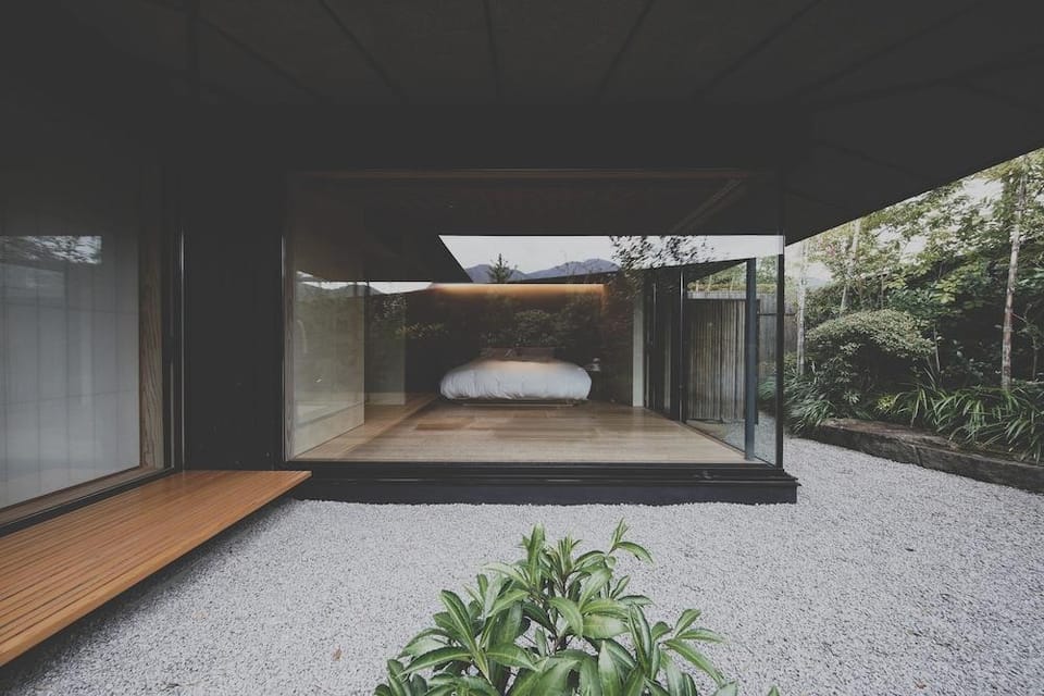COMICO ART HOUSE YUFUIN Hotel in Japan