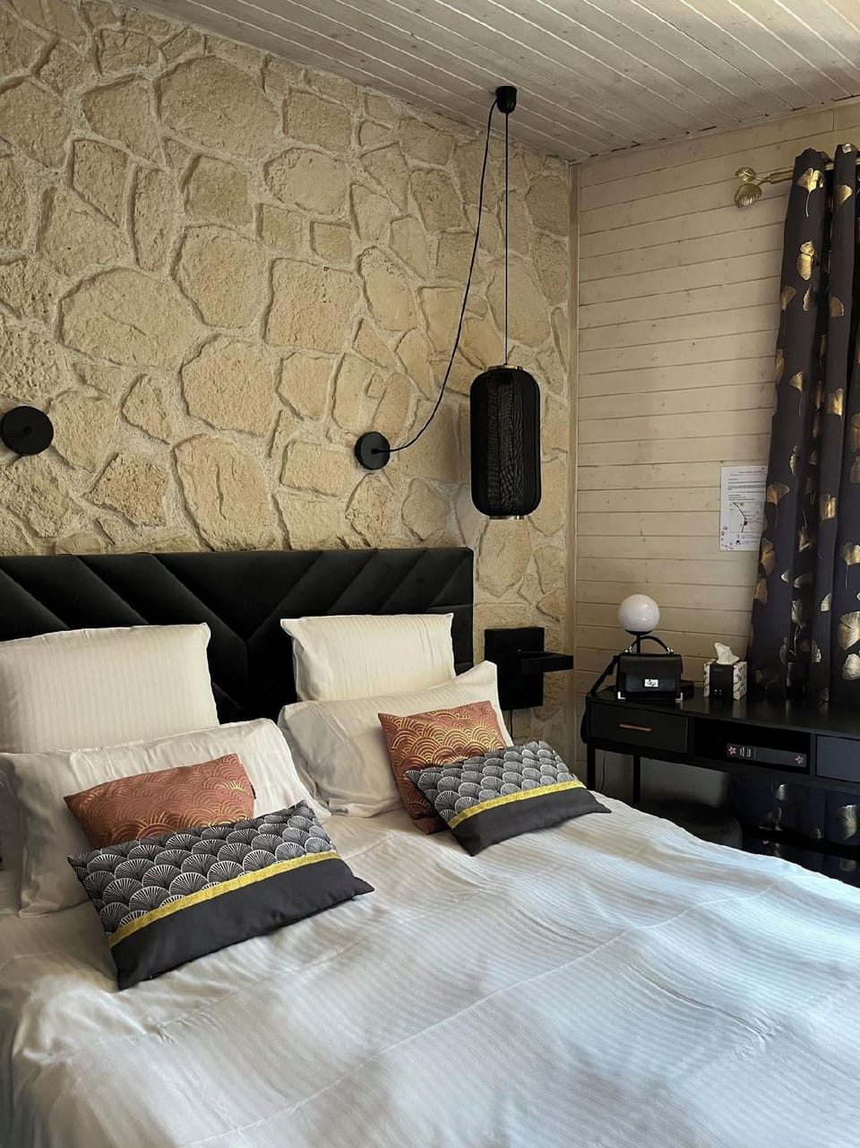 Hotel Le Sakura Hotel in Auvergne-Rhône-Alpes