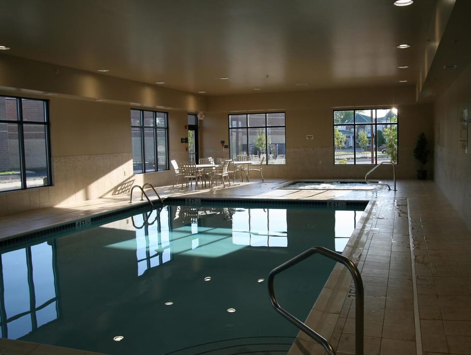 Hampton Inn & Suites Cleveland-Mentor Hotel in Mentor