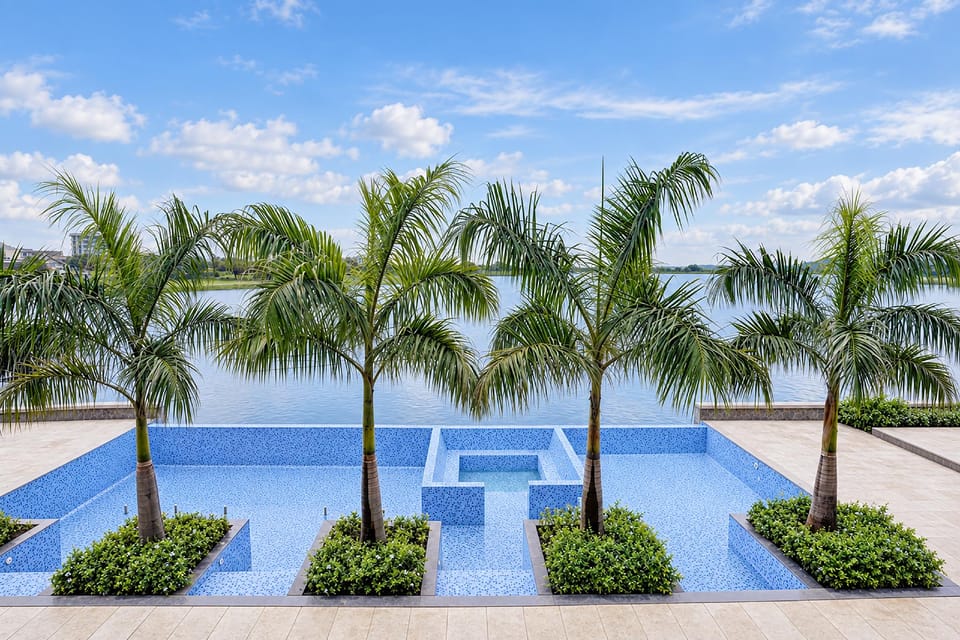 The Byke Luxe Astara Hotel in Maharashtra