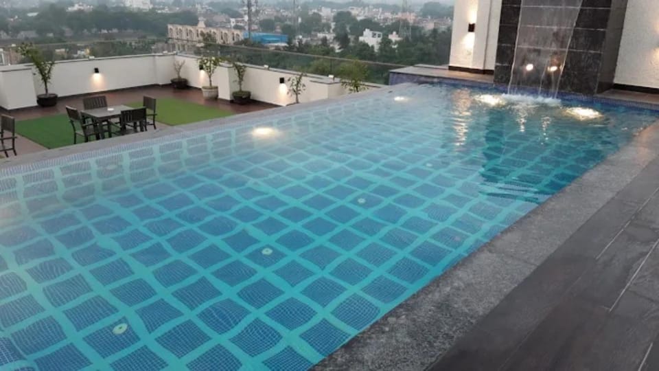 Hotel Royale Regent Agra Hotel in Agra