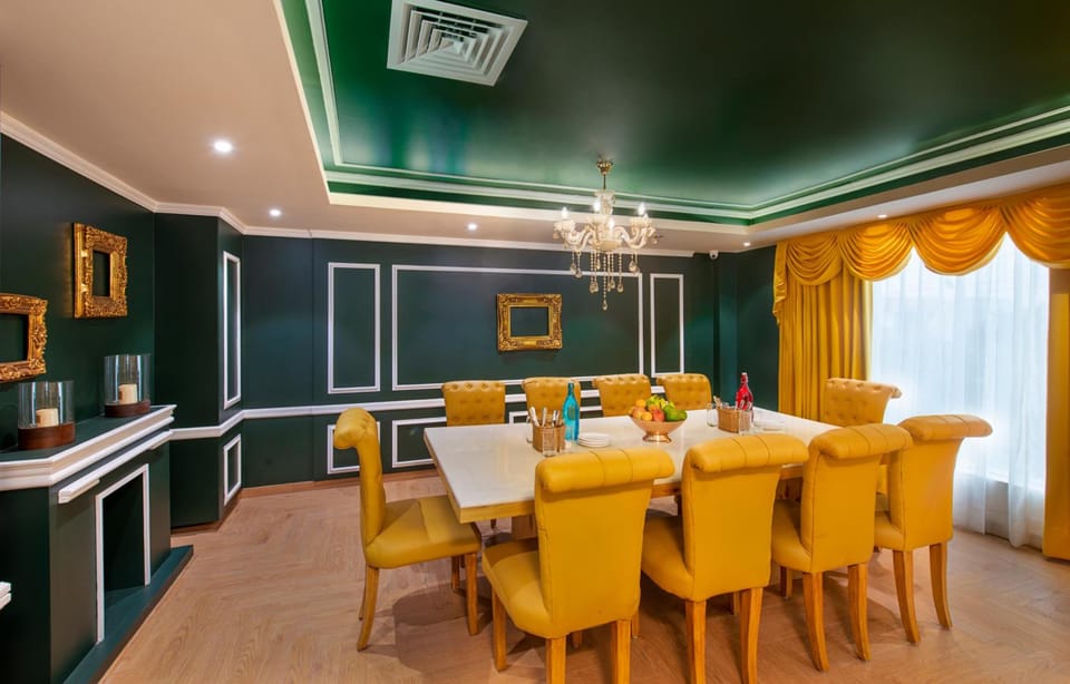 Bloom Boutique I Ranjit Avenue Hotel in Punjab, India