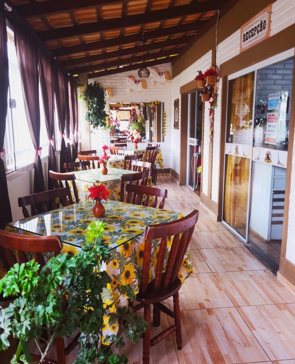 Pousada Alegria do Cowboy Inn in Penha