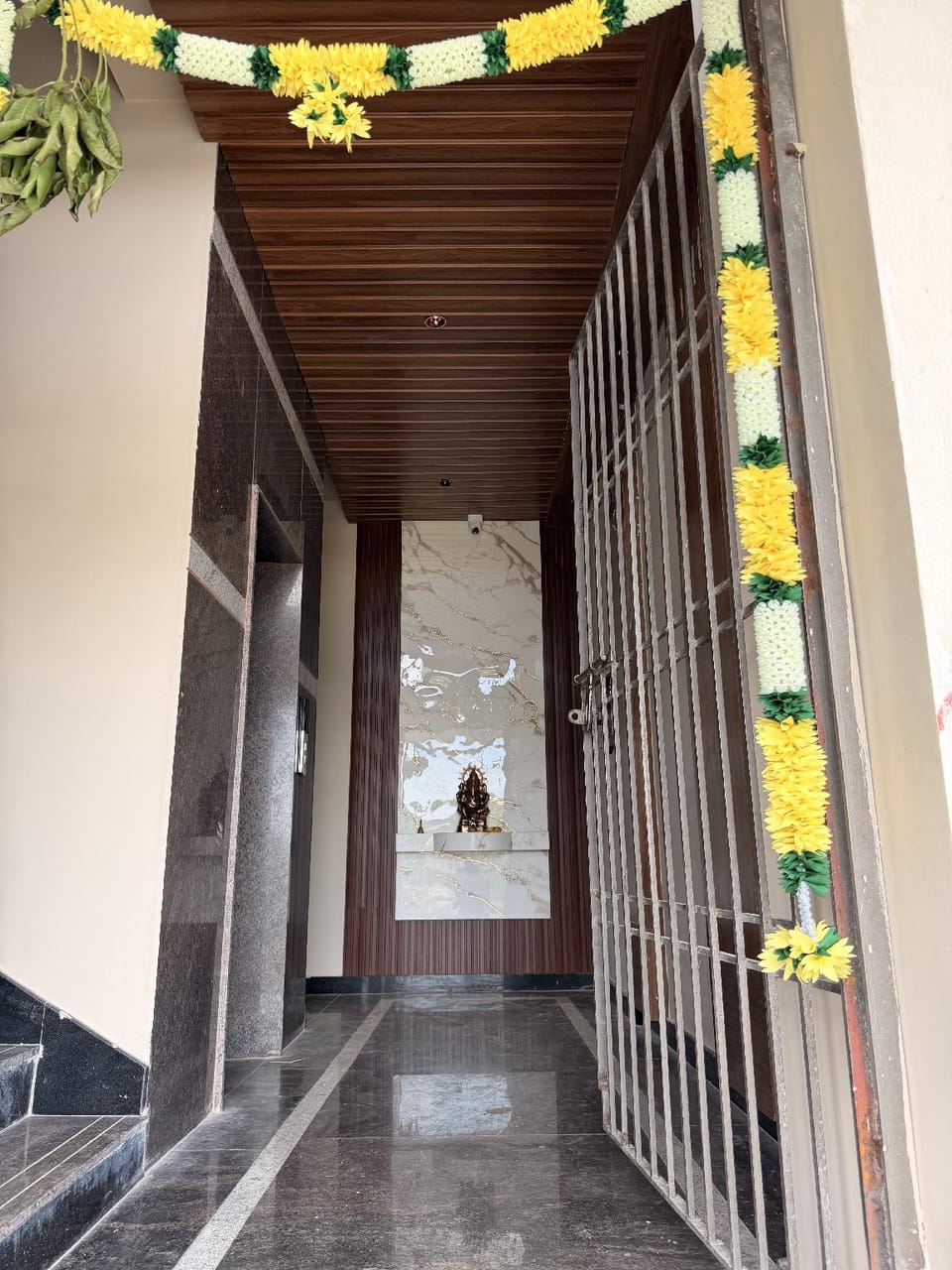 HOTEL P R GRAND Hotel in Tirupati