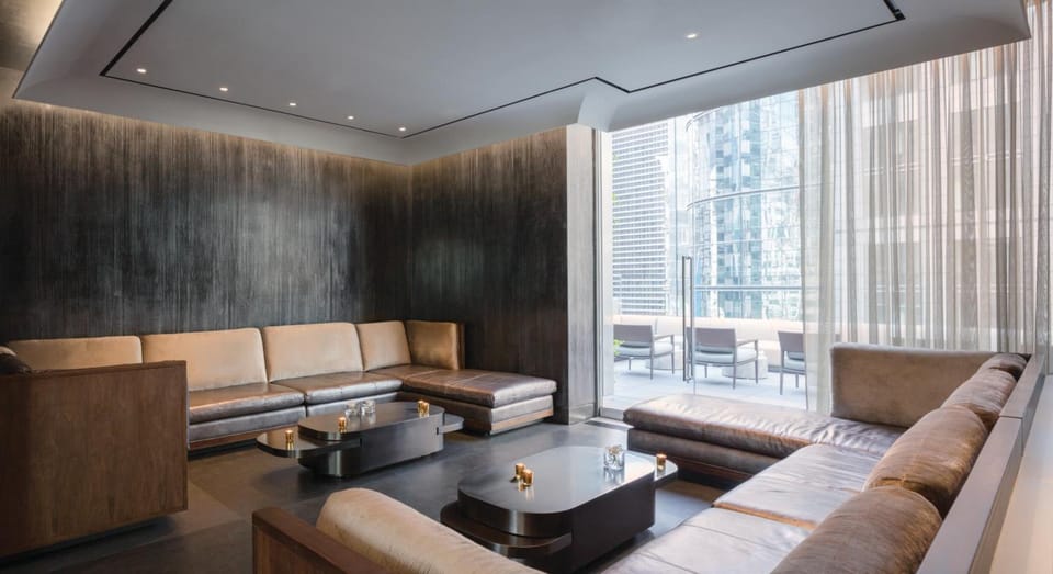 Bar/lounge