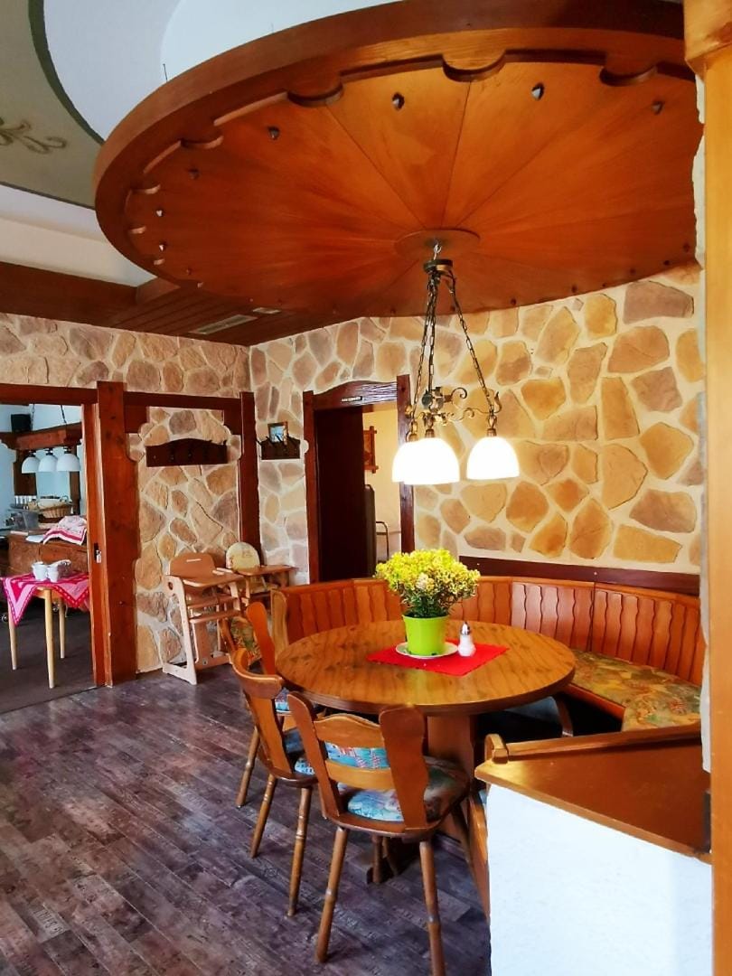 Hotel Oyer Hof - selbst Service Hotel in Tyrol
