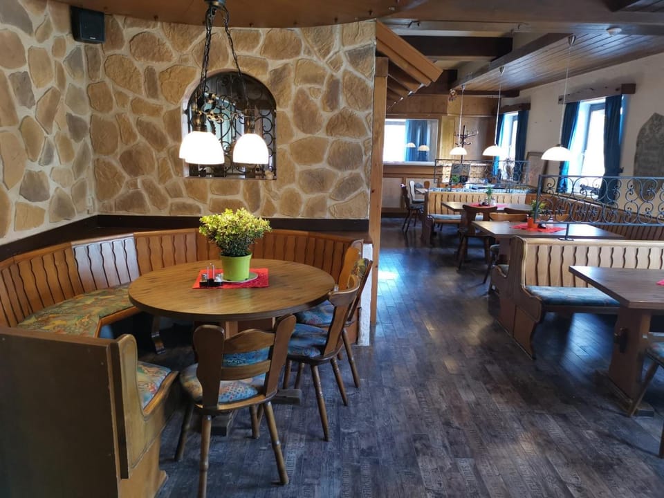 Hotel Oyer Hof - selbst Service Hotel in Tyrol