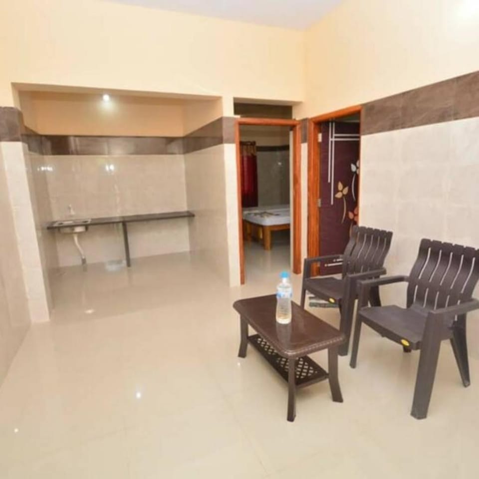 Abhiman Residency Murdeshwar Lodge in Karnataka