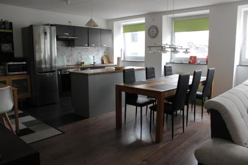 ROOMS in SHARED HOUSE SAARBRUCKEN Center Hotel in Saarbrücken