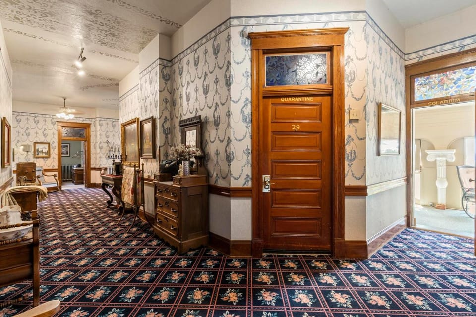 Cripple Creek Hospitality House Hotel in Cripple Creek
