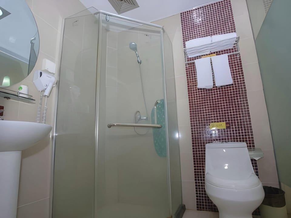 Thank Inn Plus Hotel Zhangjiagang Fenghuang Town Hotel in Suzhou
