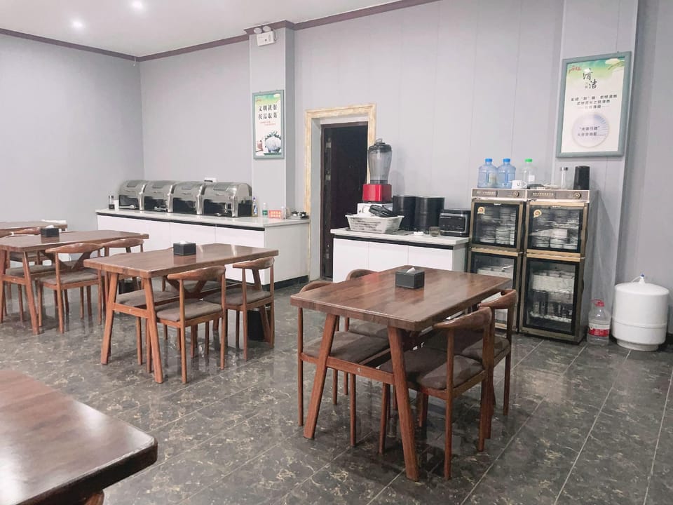 Thank Inn Plus Hotel Lvliang Lishi Beichuan River Road Hotel in China