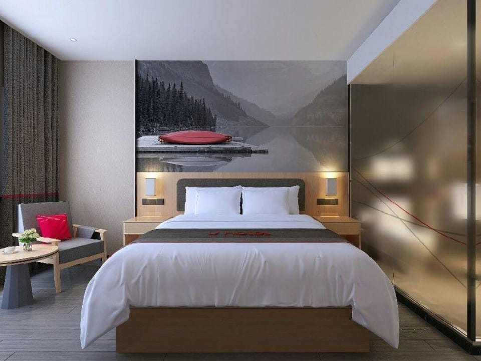 Thank Inn Plus Hotel Zaozhuang Central District Ginza Shopping Mall Hotel in Jiangsu