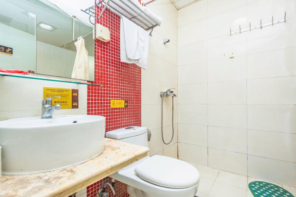Thank Inn Plus Hotel Qingdao Huangdao Chongming Island Road Hotel in Qingdao