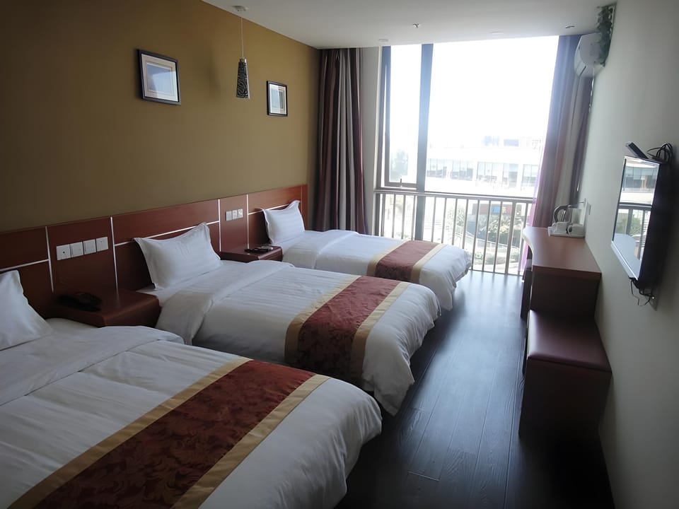 Thank Inn Plus Hotel Suzhou High-Tech Zone Shitang Road Hotel in Suzhou