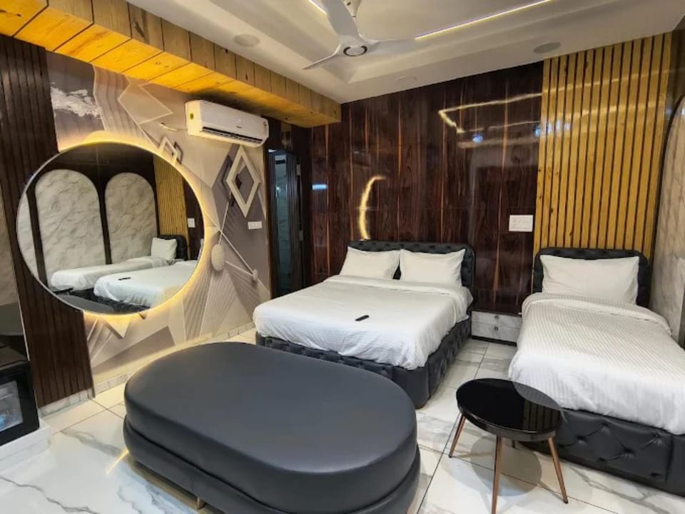 Lakshya Hotel & Restaurant Hotel in India