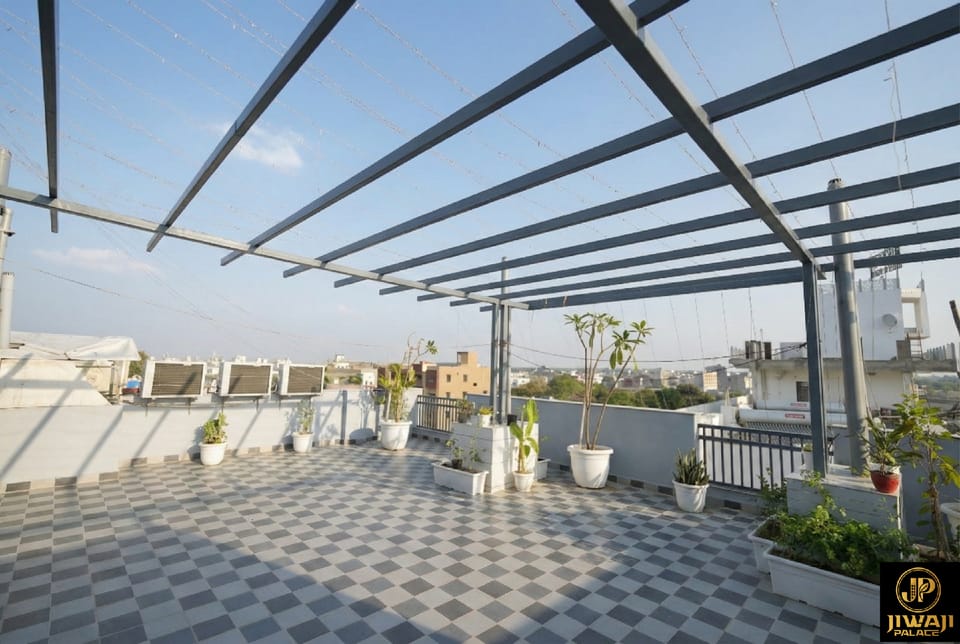 Jiwaji Palace Hotel in Rajasthan