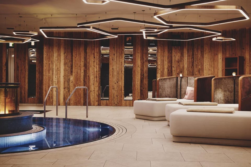 Burg Hotel Oberlech Hotel in Lech
