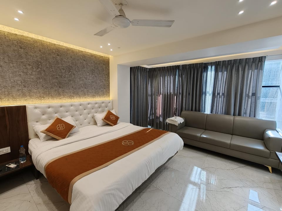 HOTEL SPY Hotel in Maharashtra