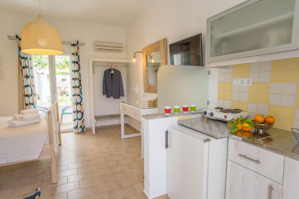 Cyclades Studios Hotel in Paros