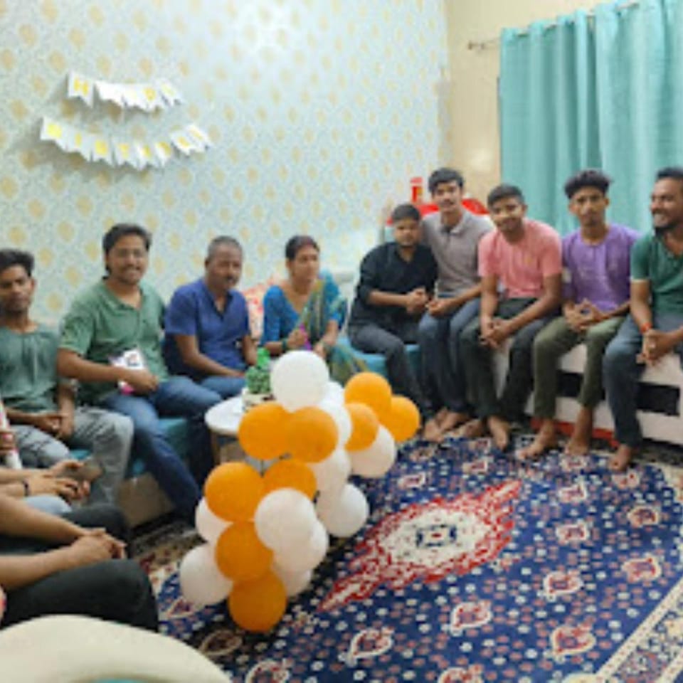 House of Krishna Dormitory Hostel in Uttar Pradesh