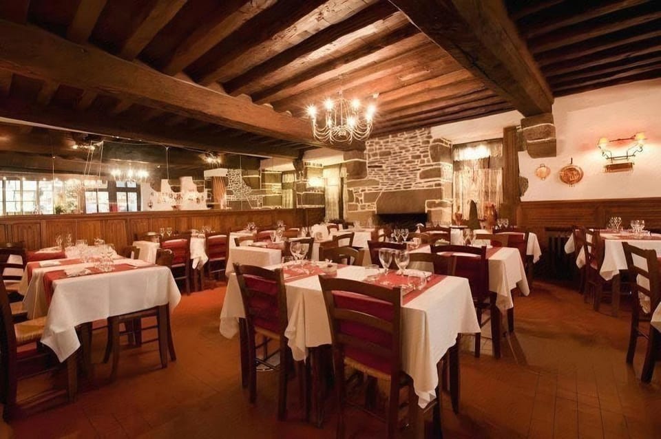 Mouton Blanc Hotel Hotel in Mont Saint-Michel