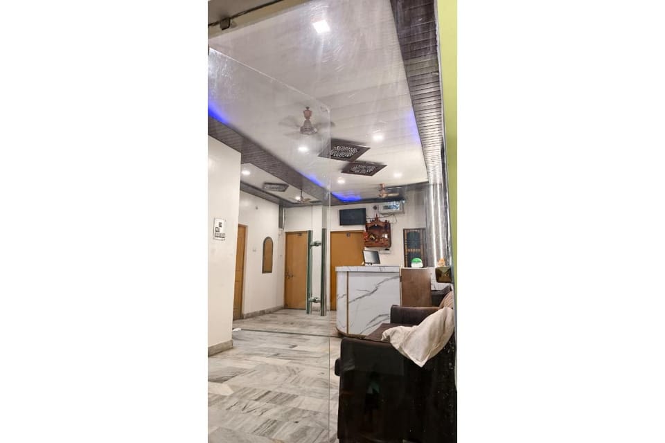 Hotel Sharad Inn Hotel in Varanasi
