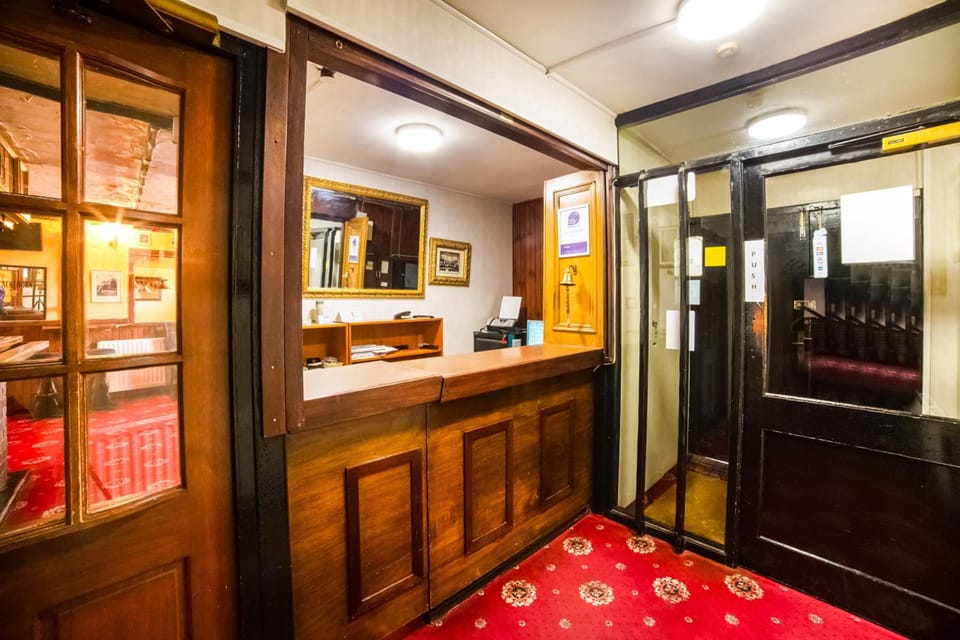 The Royal Hotel Hotel in Gateshead