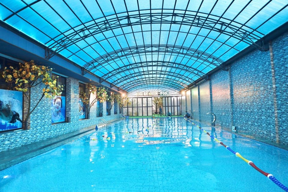 Swimming pool