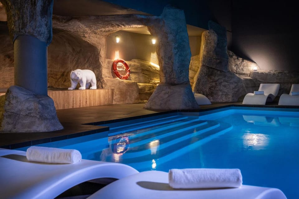 Hotel Royal Ours Blanc Hotel in Huez