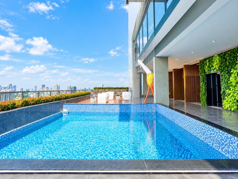 Central Park Urban Tower Hotel in Phnom Penh Province
