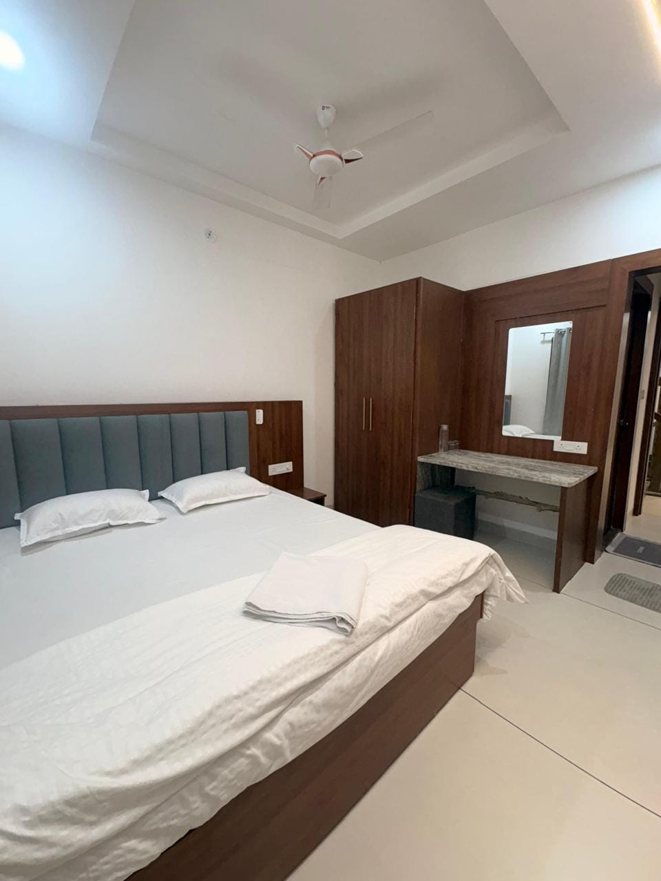 Bhanu Home Stay Hotel in India