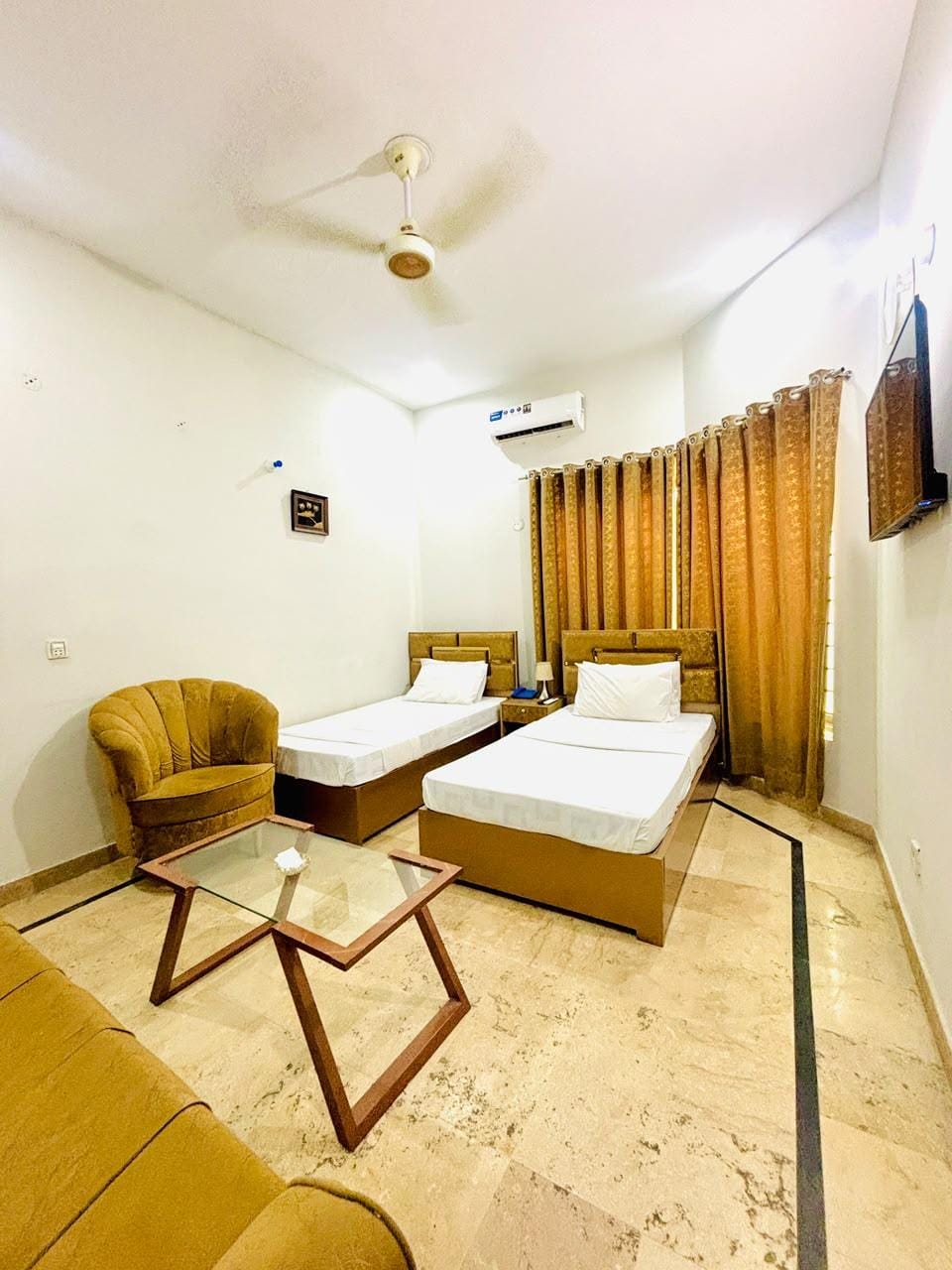 Hotel Business Boutique  Hotel in Punjab