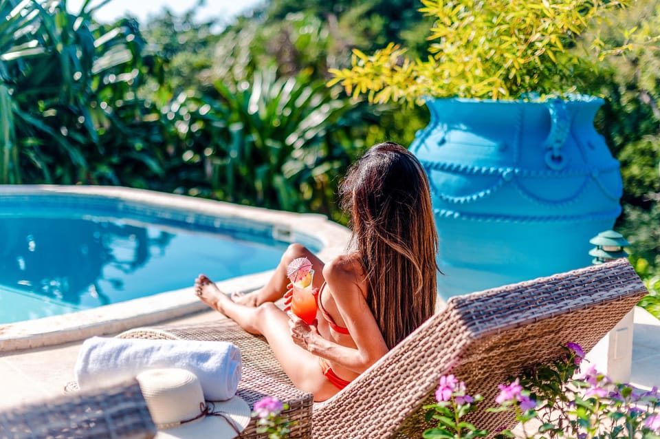 Blue Roatan Resort Bed and Breakfast in Bay Islands Department