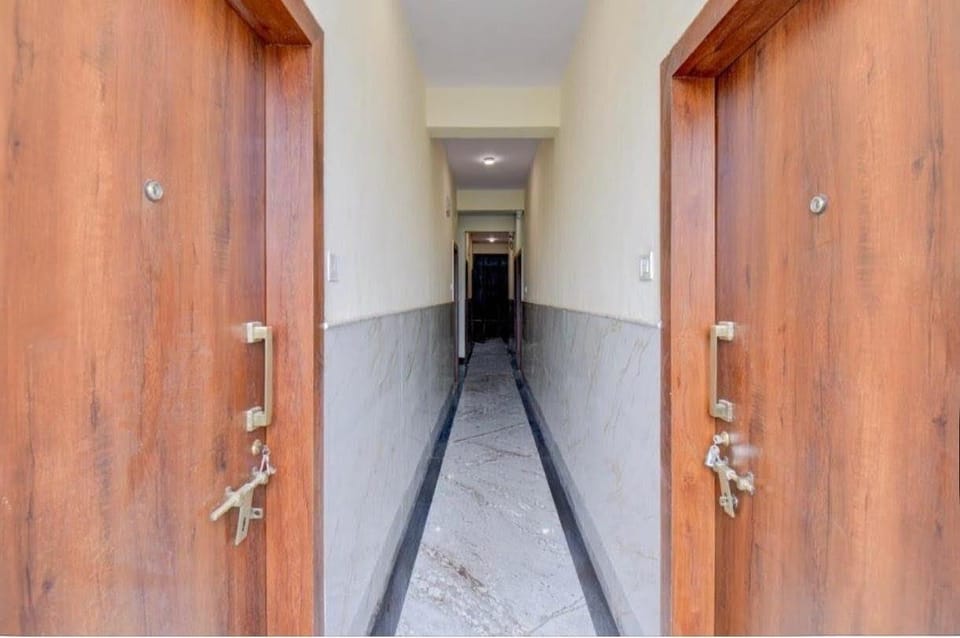 Hotel Aura Suites,  Hotel in Pune