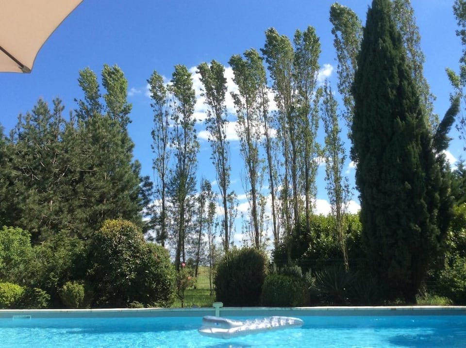 Le Clos Pastel Hotel in Occitanie