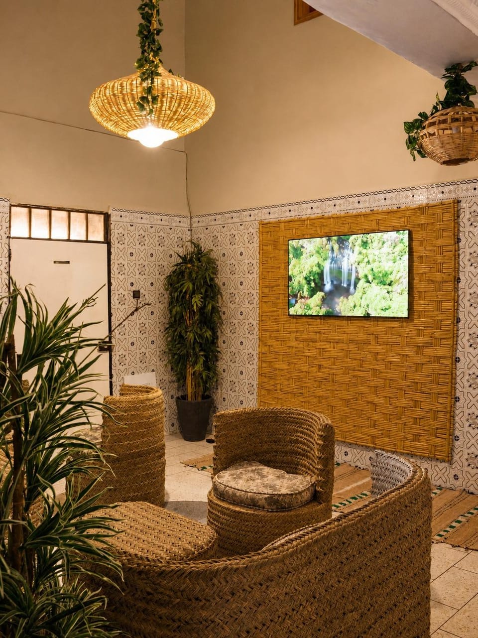 Santacruz Surf Camp Hostel in Souss-Massa