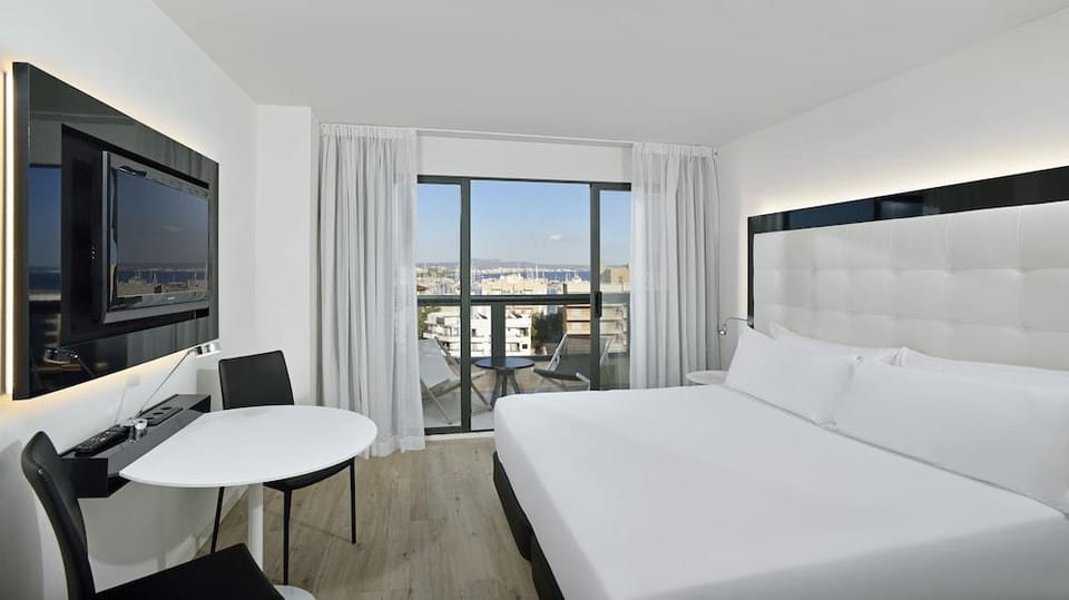 INNSiDE by Meliá Palma Bosque Hotel in Palma