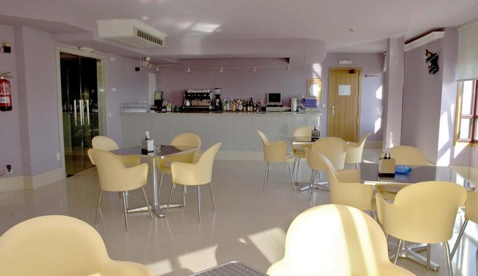 Bar/lounge