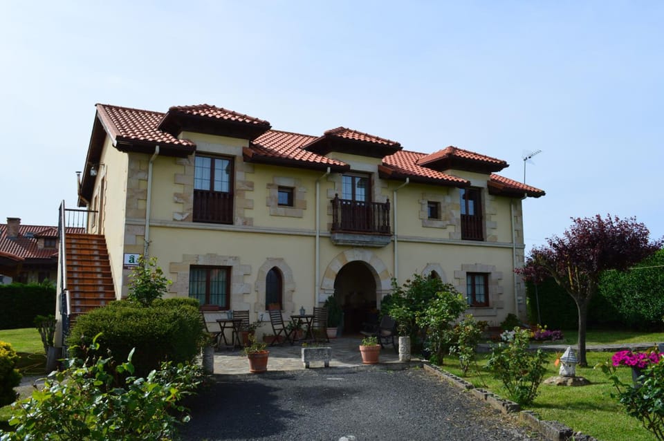 Posada El Jardin Inn in Santillana del Mar